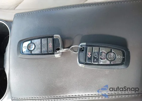 2020 Lincoln Nautilus Reserve z USA, uszkodzony, nr VIN 2LMPJ6K99LBL21760